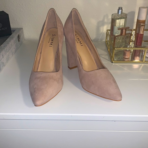 Suede pumps in the color nude - Simmi London - Picture 1 of 6